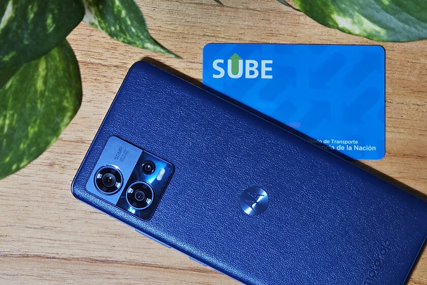 La tarjeta SUBE cambia: así se puede pagar el boleto con el celular en más ciudades en Argentina